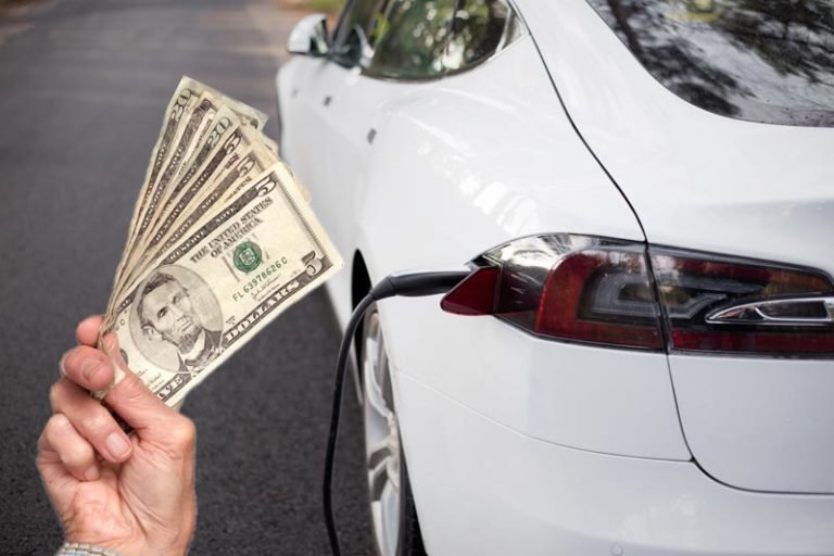 How-Much-Money-Do-You-Save-With-A-Tesla