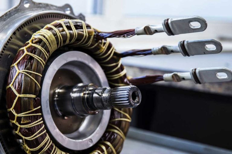 Permanent-Magnet-Motor