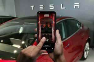 Tesla-App-Start-Button