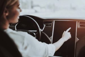 Tesla-Center-Display-Unavailable