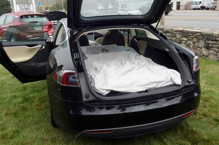 Tesla-DreamCase-Mattrass