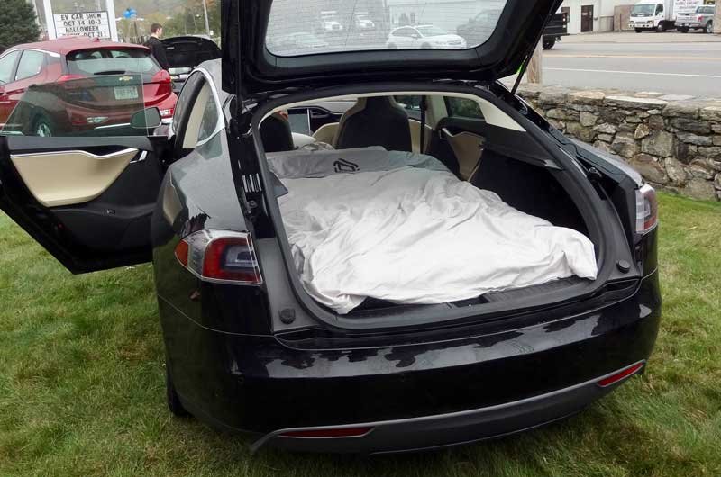 Tesla-DreamCase-Mattrass