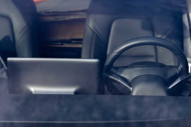 Tesla-Model-3-Black-Interior-vie-from-the-front