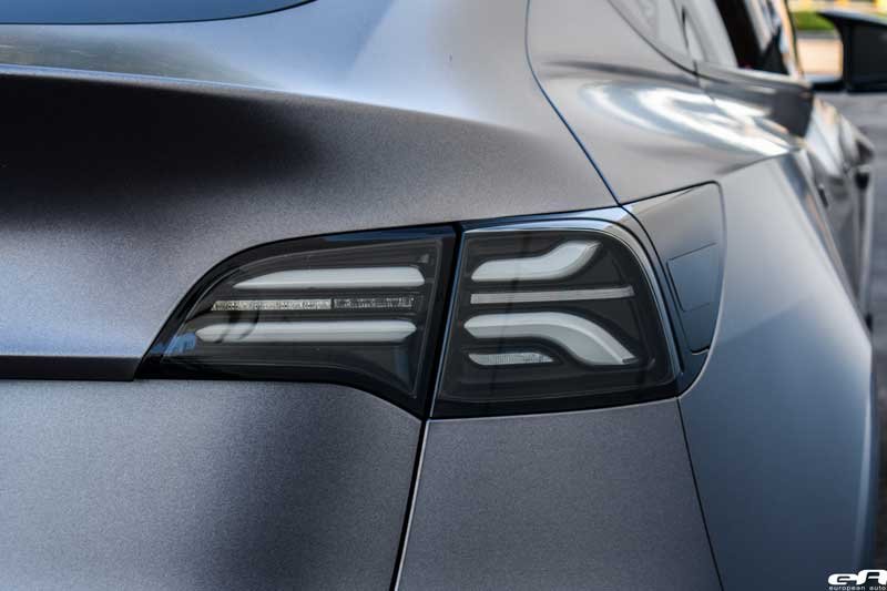 Tesla-Model-Y-Wrap-in-Quicksilver